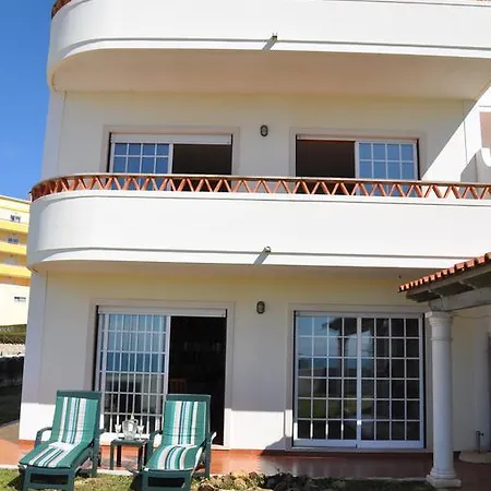 Place Holiday home Ericeira